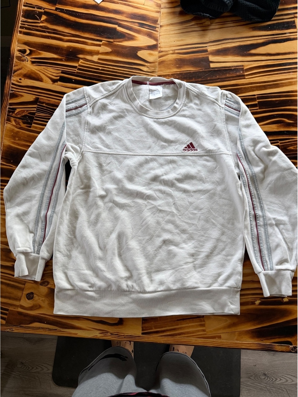 Adidas Men's White Crewneck Sweatshirt with Striped Sleeves and Burgundy Logo, G
